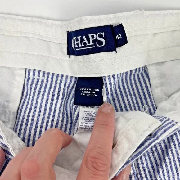 Chaps Shorts Men's Size 42 Blue Seersucker Chino Shorts‎ Pinstripe Stripe Casual - Picture 2 of 7